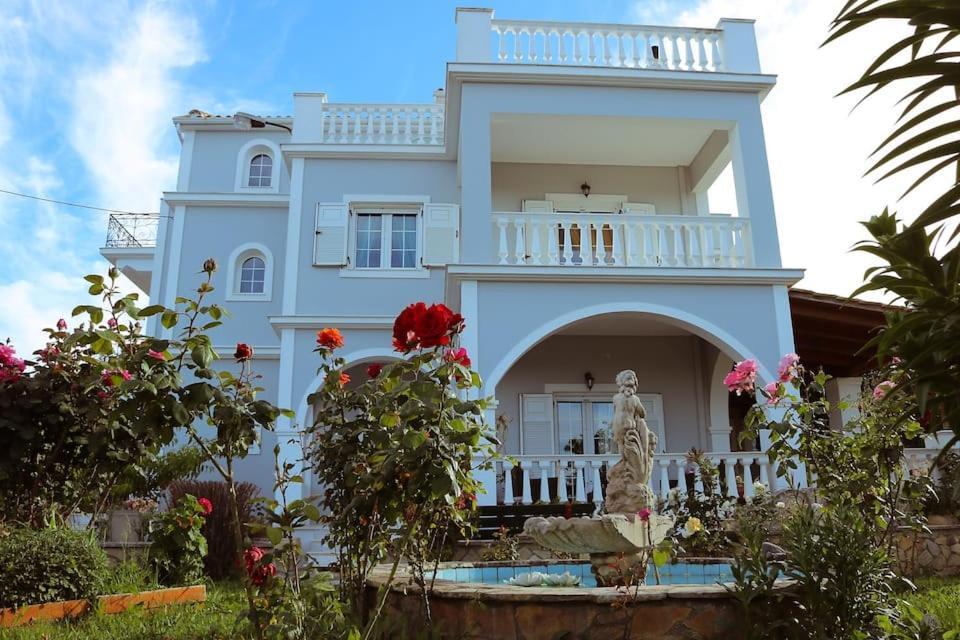 Theros Villa Plános Exteriör bild
