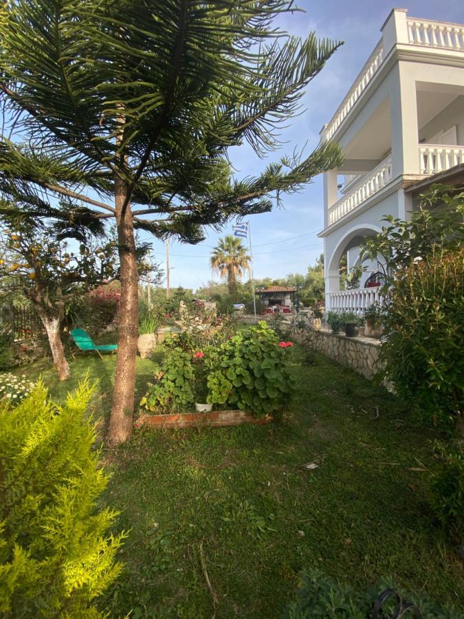 Theros Villa Plános Exteriör bild